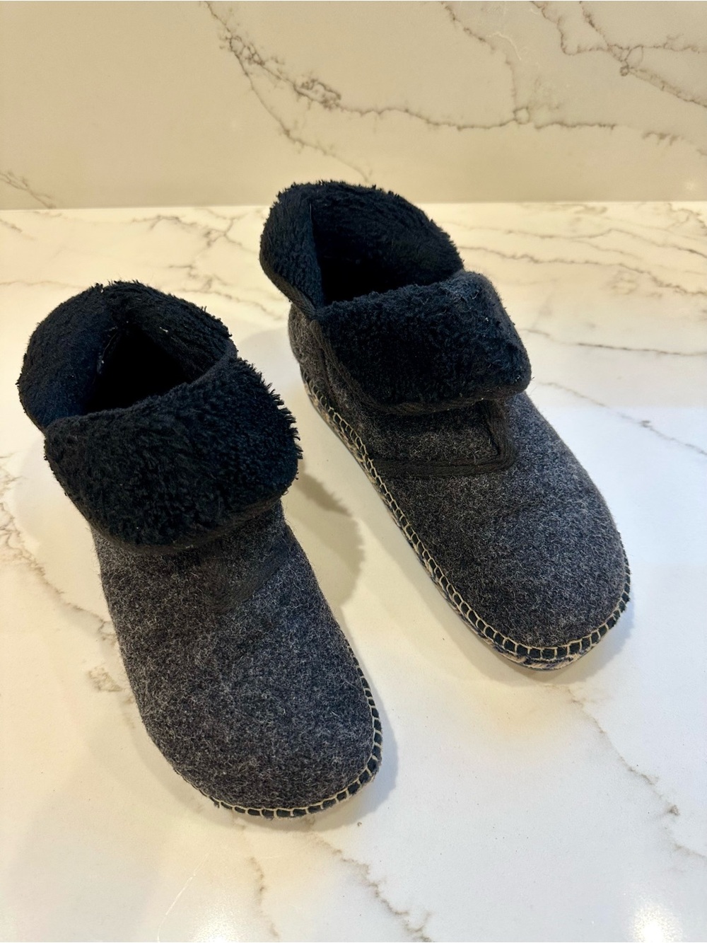 Toni Pons Gray Felt Faux Fur Espadrille Slipper Booties- Gorpcore/Cabin - Picture 5 of 7